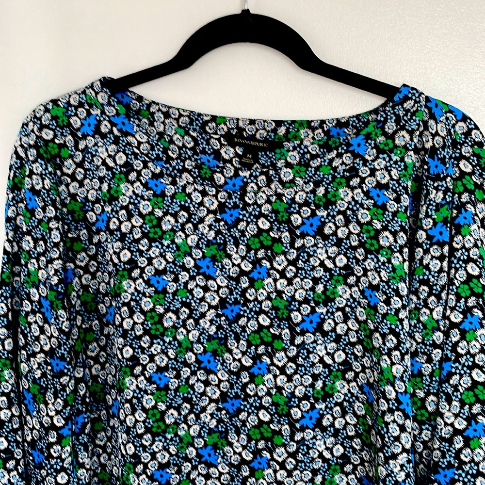 Colorful tunic, excellent condition